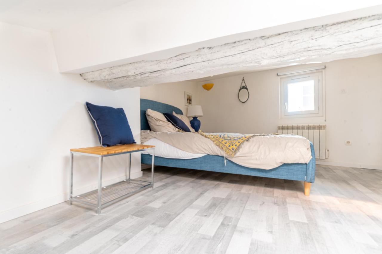 Le Charme Du Medieval Dans Un Appartement Cosy Hyères Exteriör bild